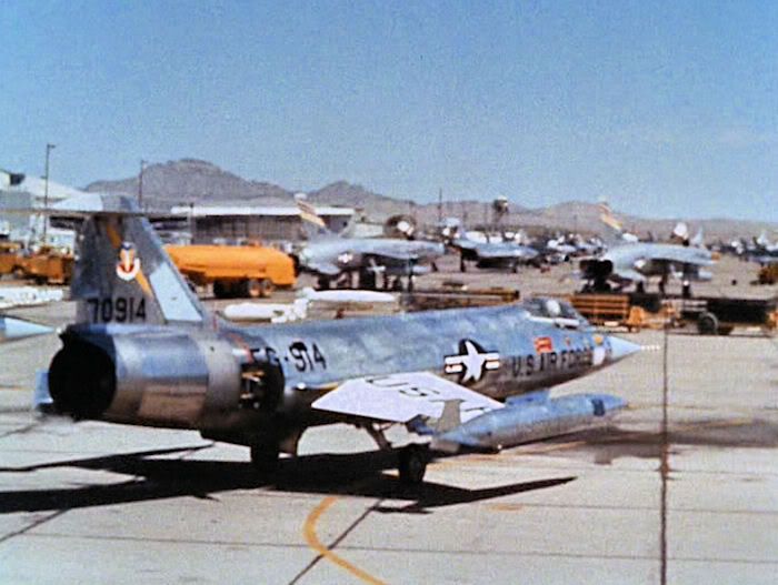 Lockheed_F-104C-10-LO_Starfighter_57-0914_497tfw_george_1966.jpg