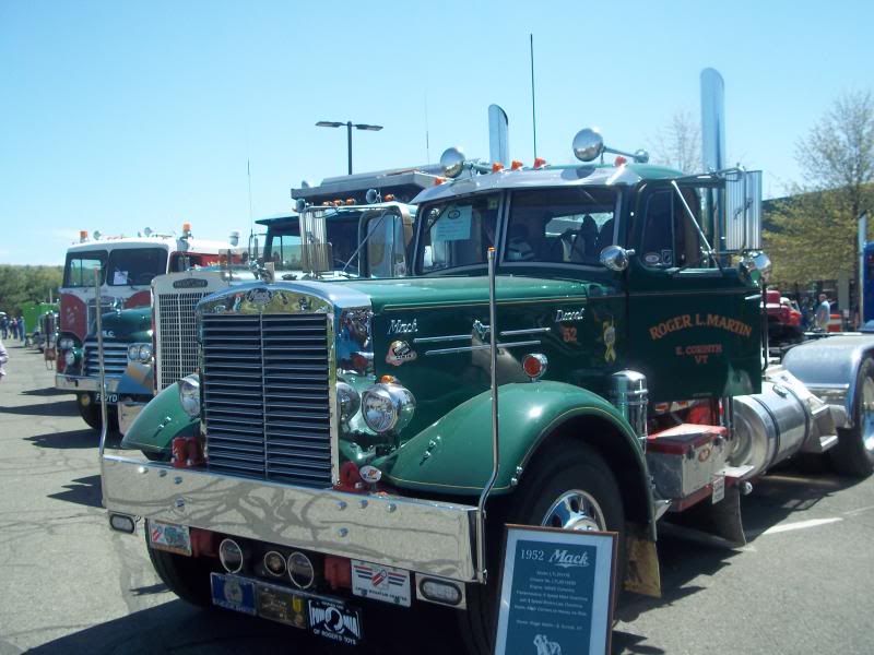 TruckShow065_zps0ca1f7ce.jpg