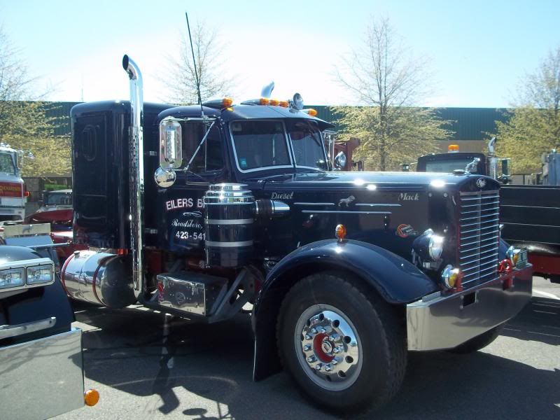 TruckShow077_zps5f6b440a.jpg