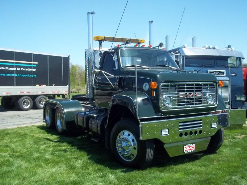 TruckShow116_zps3708eb45.jpg