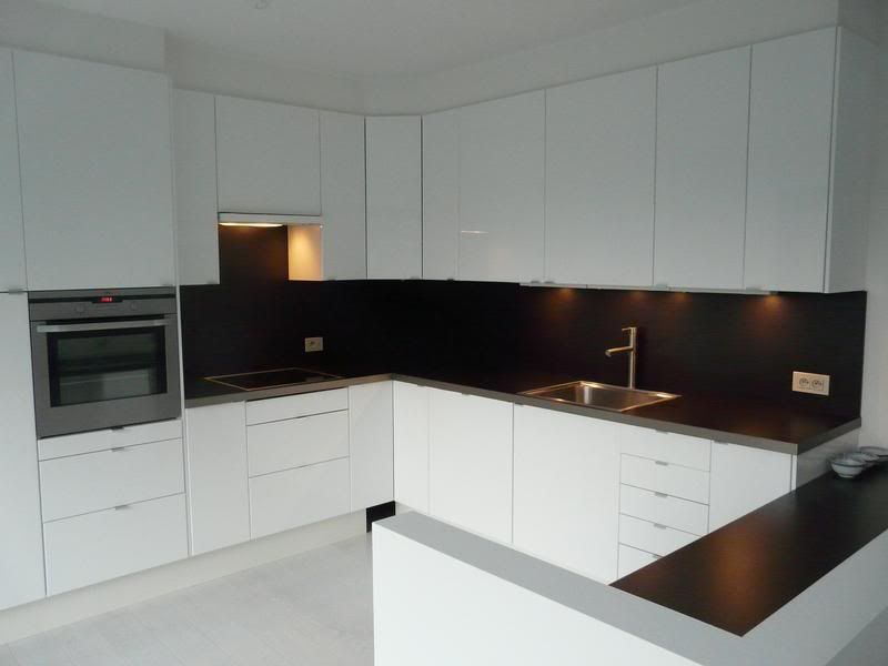 Witte keuken beige vloer ~ consenza for .