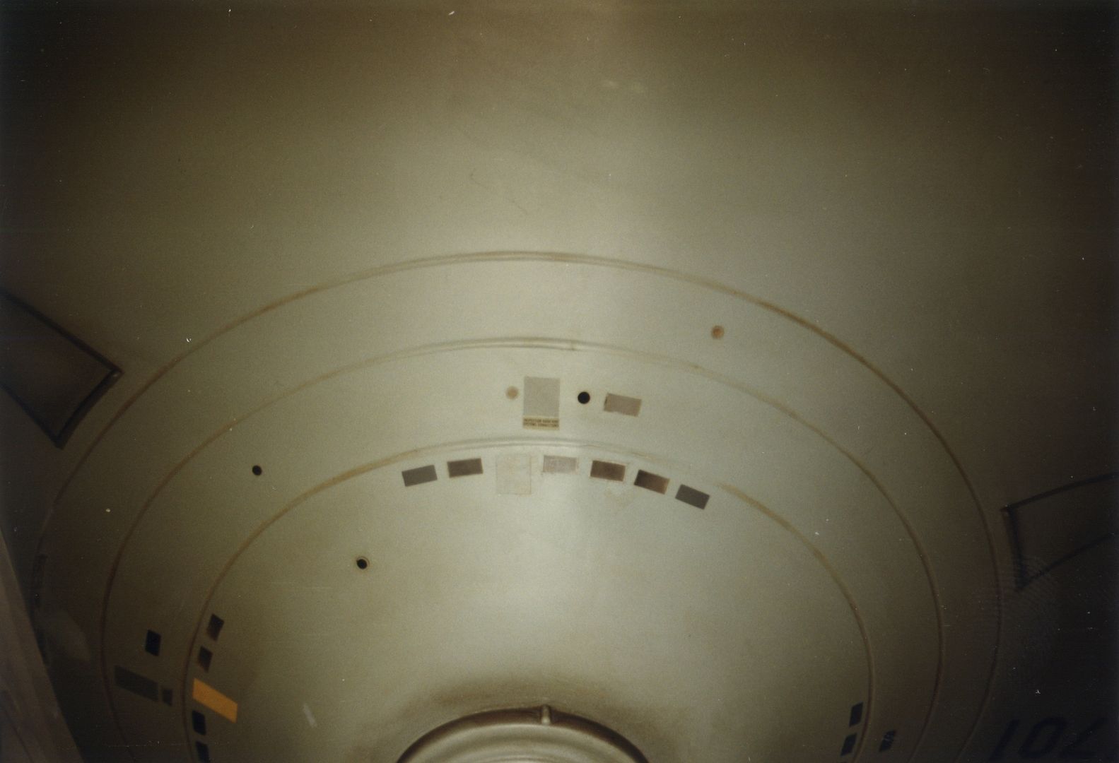 kg_star-trek_tos_1701_studio_model-009.jpg