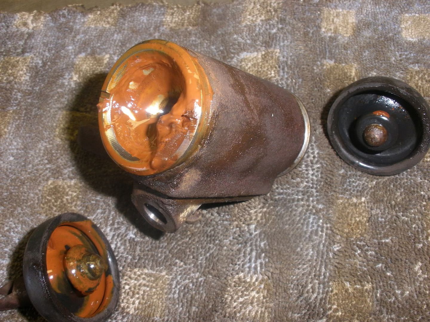 how to know when to change your wheel cylinders Ford Muscle Cars Tech