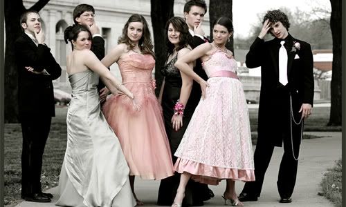 [Image: PROM22.jpg]