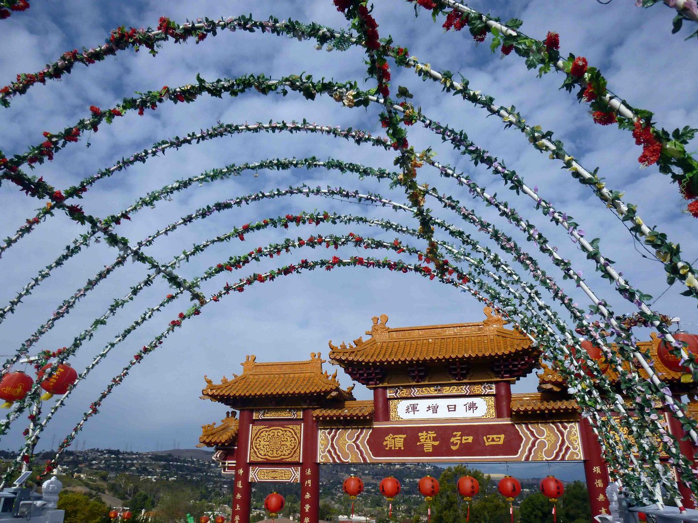 vietnamese new year essay Tet holiday vietnam is a country in the eastern hemisphere that was influenced by china for many years therefore, the chinese new year and tet, the vietnamese new. vietnamese new year essay Tet holiday vietnam is a country in the eastern hemisphere that was influenced by china for many years therefore, the chinese new year and tet, the vietnamese new.