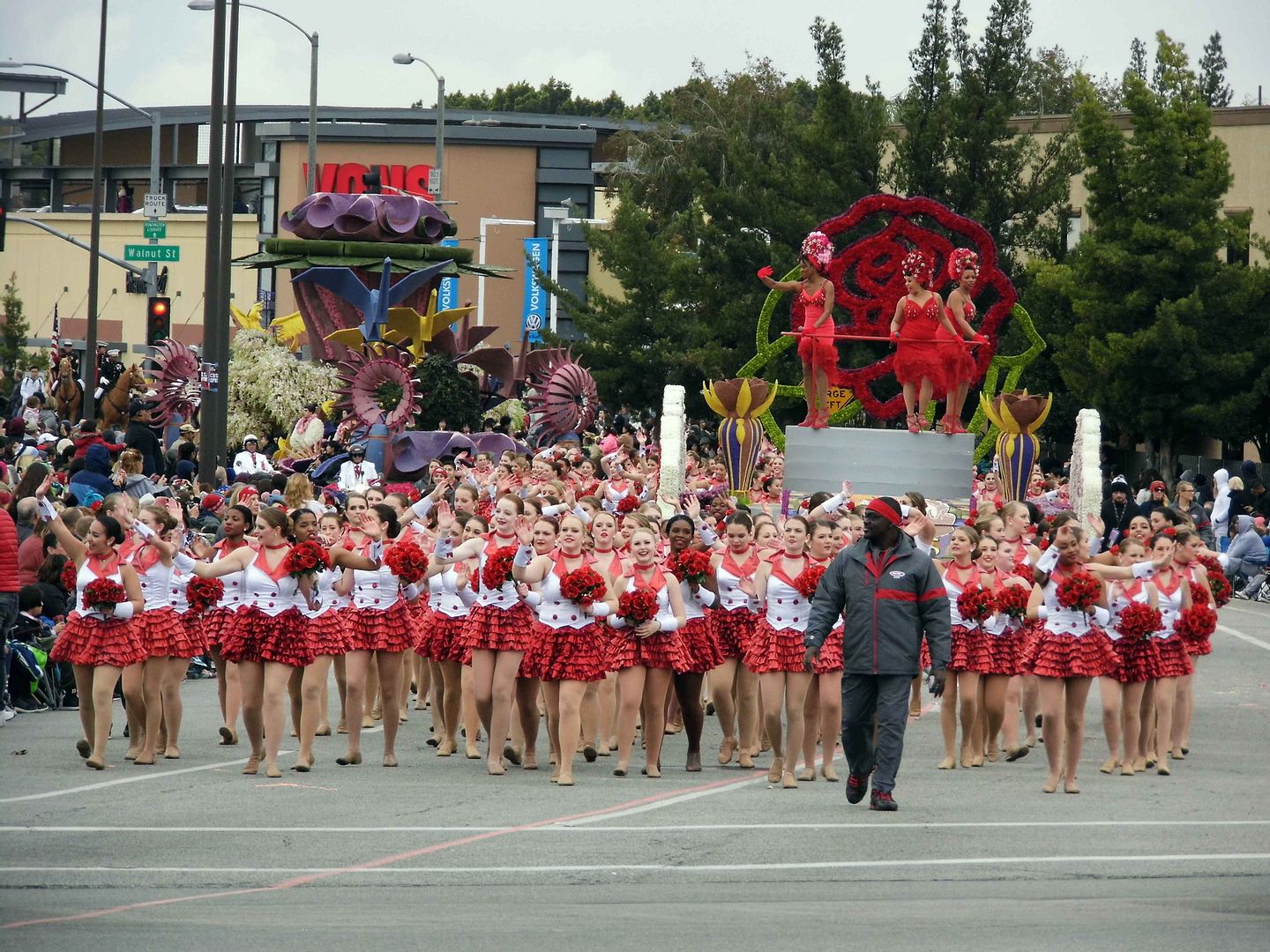 Regret Photo Essay The Rose Parade Never On A Sunday Edition