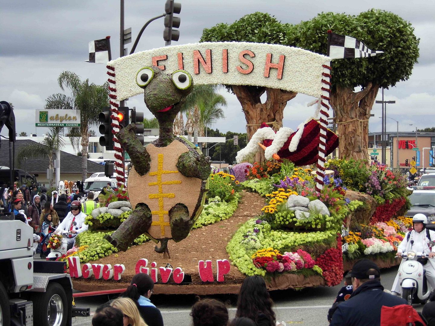 Regret Photo Essay The Rose Parade Never On A Sunday Edition