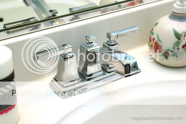 brand new sink faucet installed quickly and easily 