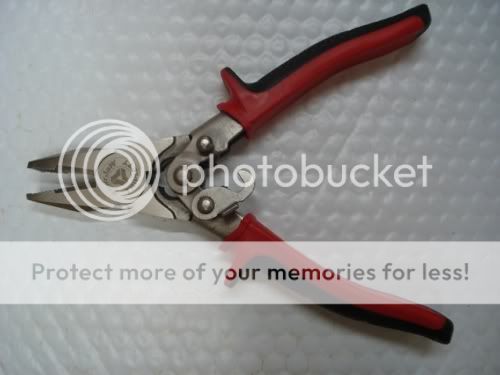   Triplett TT 230 PowrJaw Electricians Pliers 8 6 14395 03087 2  